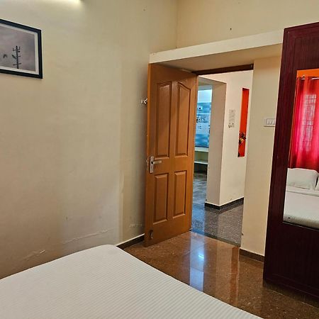 Shri Sai Balavany Residency Puducherry Eksteriør billede