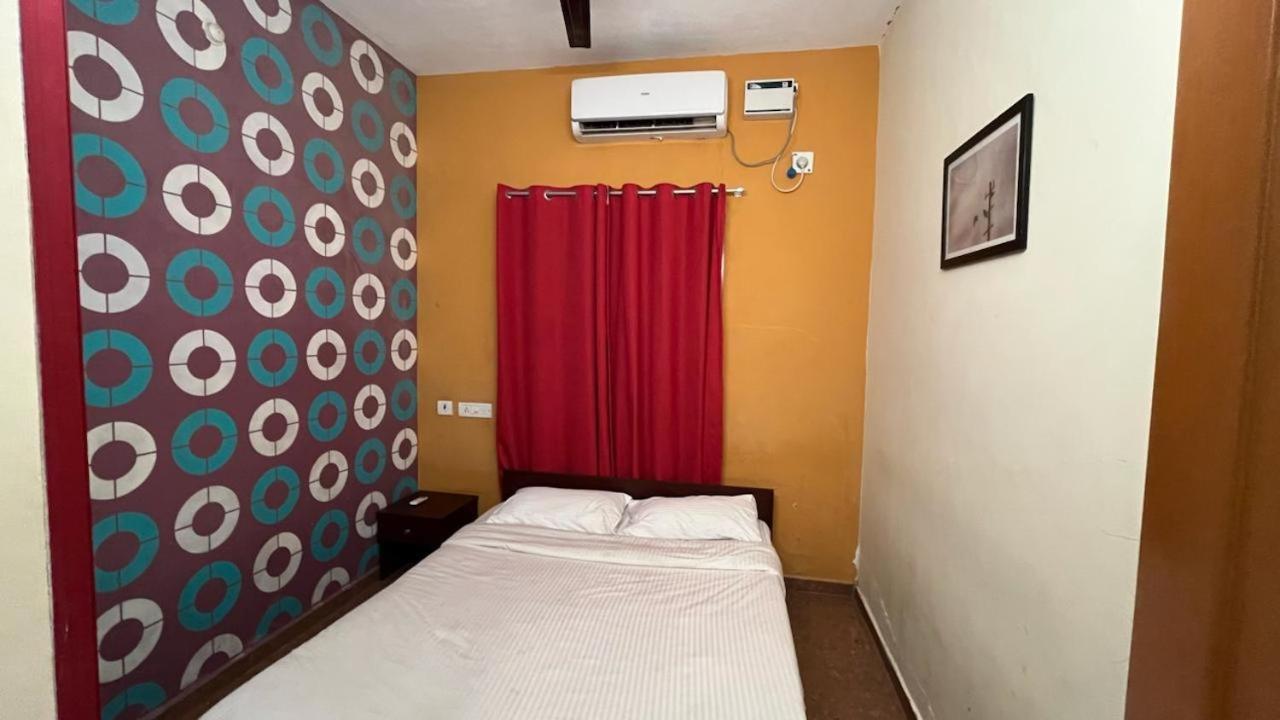 Shri Sai Balavany Residency Puducherry Eksteriør billede